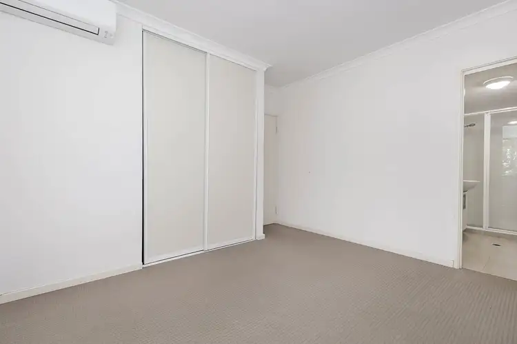 Fifth view of Homely apartment listing, 33/5 Eastleigh Loop, Currambine WA 6028