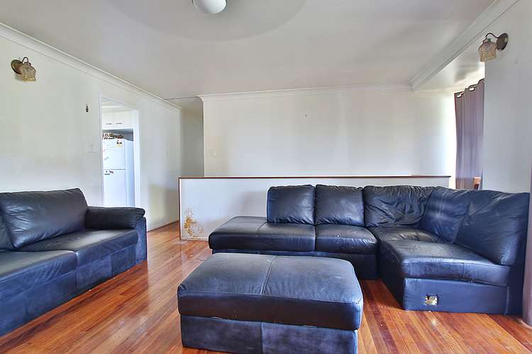 Second view of Homely house listing, 3 Kurrajong St, Flinders View QLD 4305