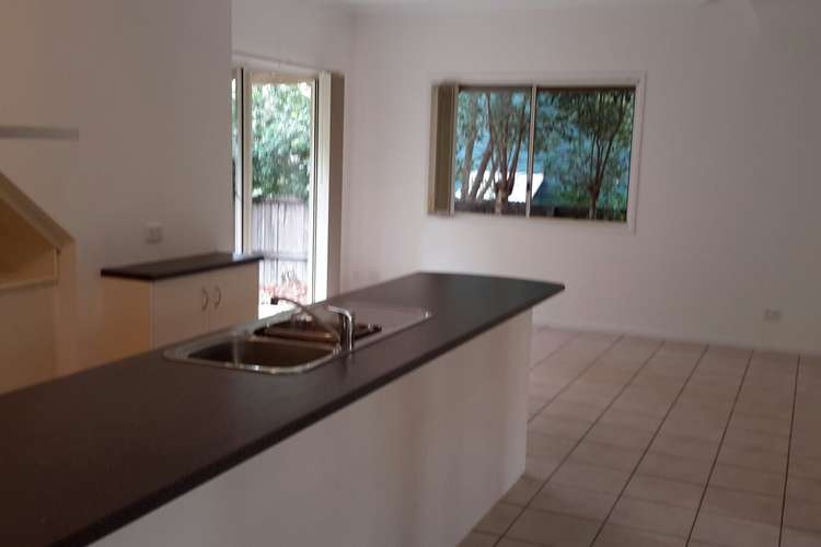 Fourth view of Homely unit listing, Unit 4/7 Lipton St, Sunrise Beach QLD 4567