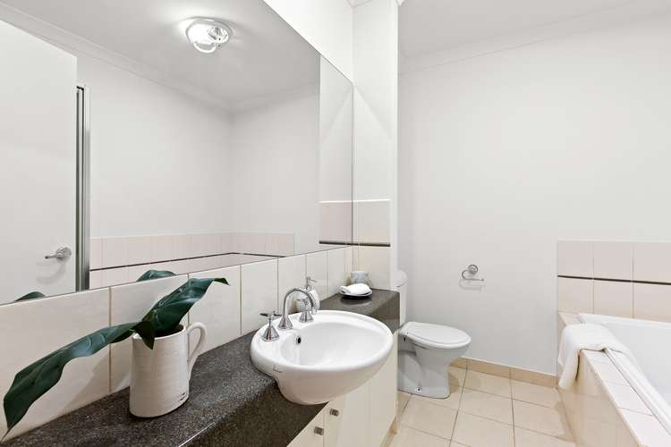 Fifth view of Homely house listing, Unit 2/52 Tulip Gr, Cheltenham VIC 3192