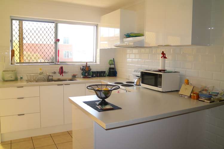 Sixth view of Homely unit listing, Unit 1/14 Eveline St, Margate QLD 4019