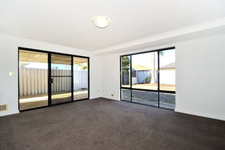 Second view of Homely house listing, 38 Zaragoza Dr, Port Kennedy WA 6172