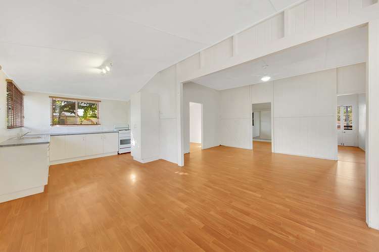 Fourth view of Homely house listing, 17 Wadeleigh St, Bororen QLD 4677