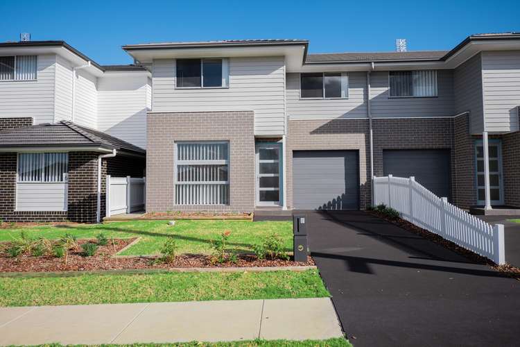 Main view of Homely townhouse listing, Unit 5/70 Regent St, Bonnells Bay NSW 2264