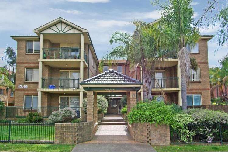 Main view of Homely unit listing, 3/17-19 Shenton Avenue, Bankstown NSW 2200