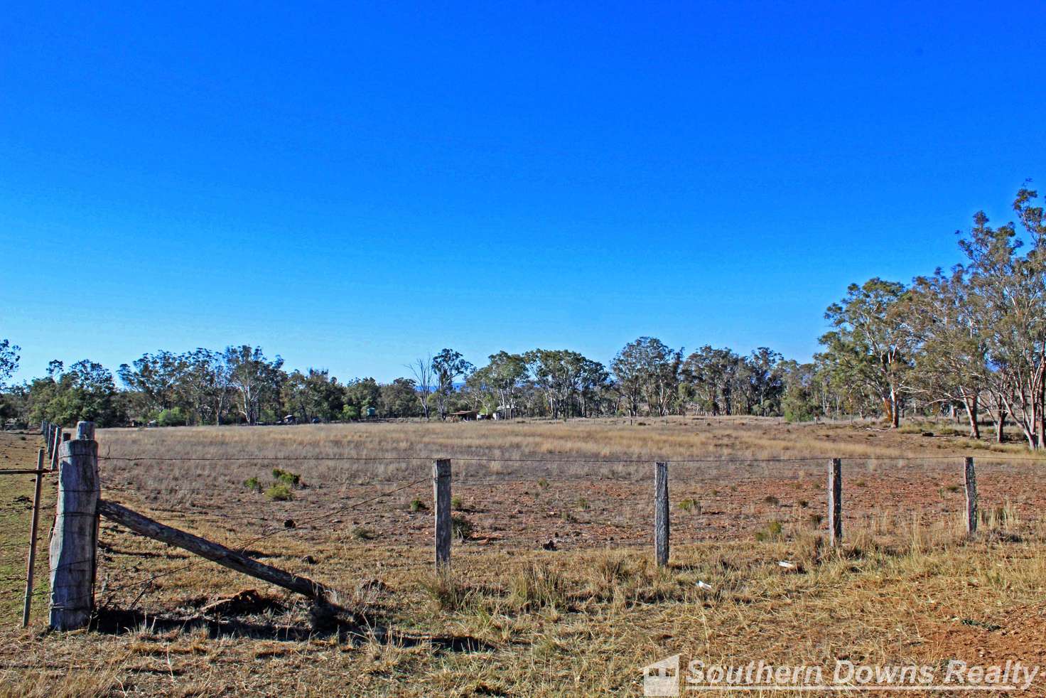Main view of Homely acreageSemiRural listing, 1150 Old Stanthorpe Rd, Wildash QLD 4370