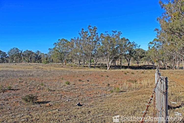 Fourth view of Homely acreageSemiRural listing, 1150 Old Stanthorpe Rd, Wildash QLD 4370