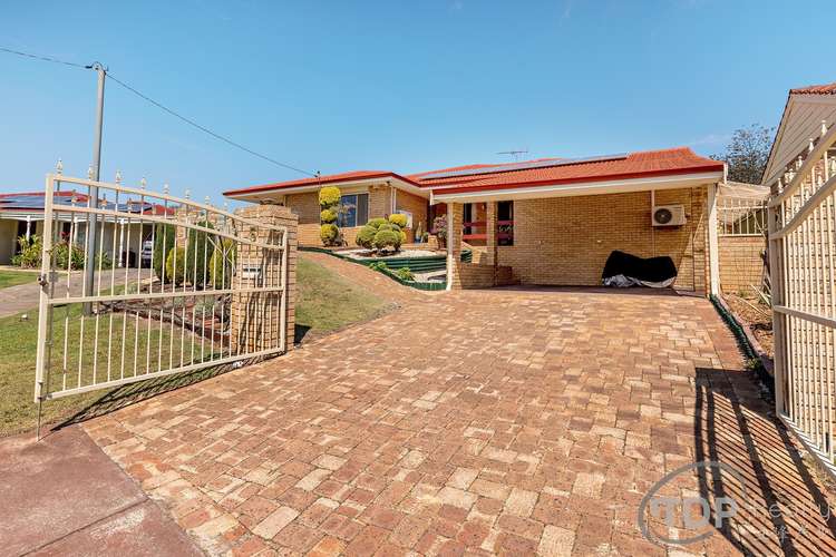 Second view of Homely house listing, 5 Franklyn Place, Willetton WA 6155