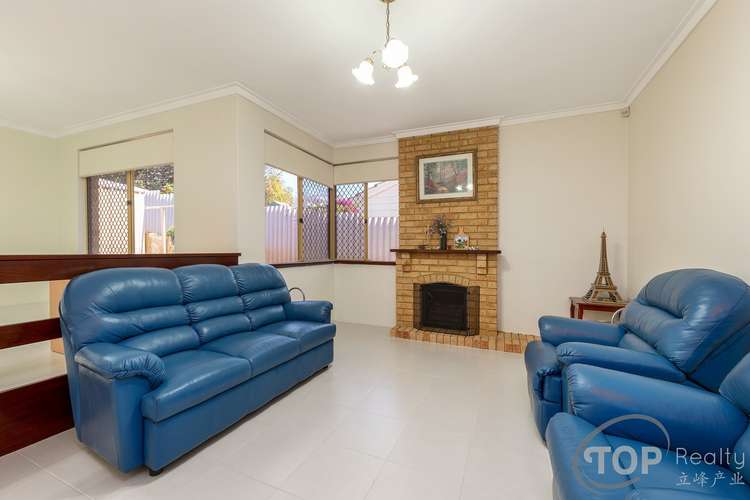 Third view of Homely house listing, 5 Franklyn Place, Willetton WA 6155