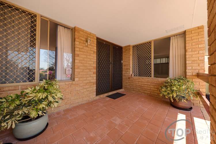 Fourth view of Homely house listing, 5 Franklyn Place, Willetton WA 6155