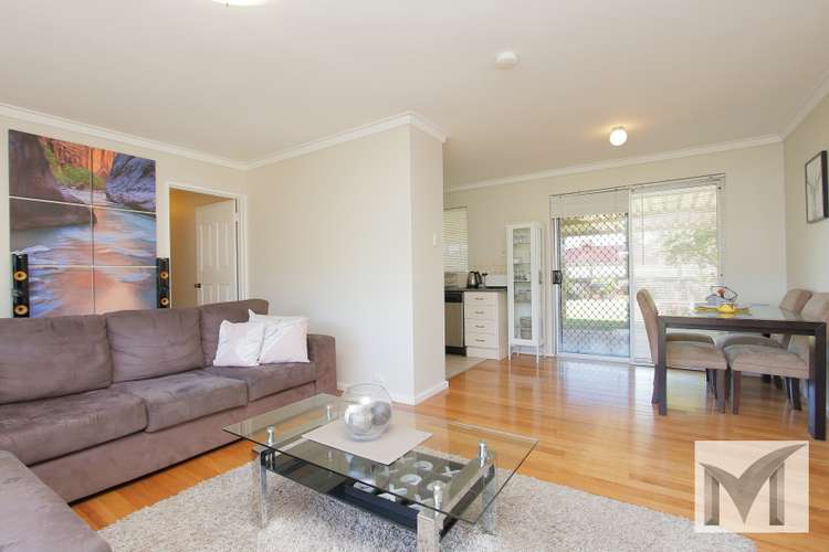 Second view of Homely house listing, 7 Waverley Way, Parkwood WA 6147