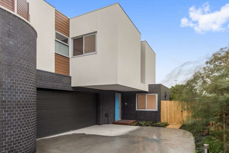 Main view of Homely unit listing, 3/94 Station St, Aspendale VIC 3195