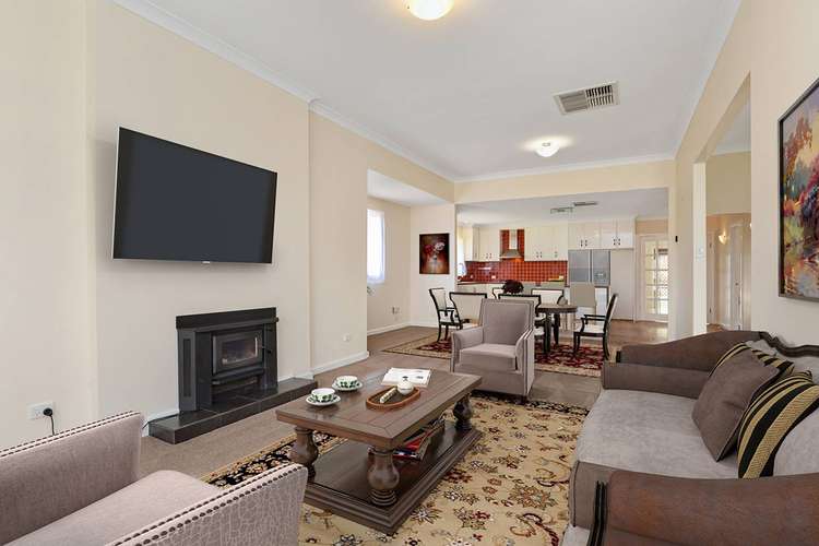 Fifth view of Homely house listing, 275 Dow Ave, Birdwoodton VIC 3505