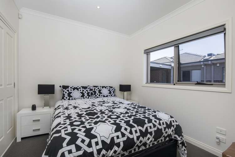 Fourth view of Homely unit listing, Unit 2/3-5 Nelson Court, Avondale Heights VIC 3034