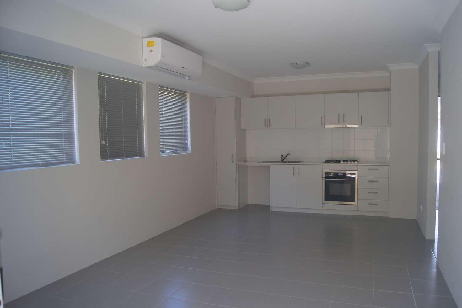 Main view of Homely unit listing, Unit 1/38 Lake St, Rockingham WA 6168