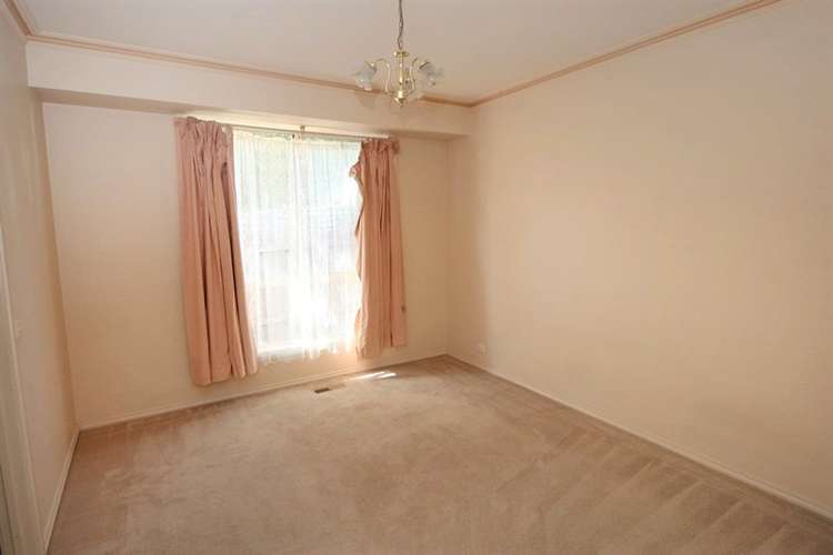Fifth view of Homely unit listing, Unit 2/19 Hunter St, Glen Waverley VIC 3150
