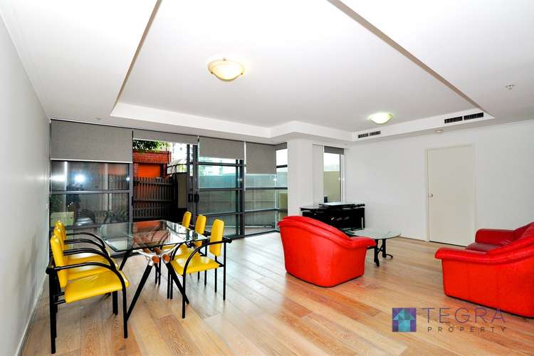 Main view of Homely apartment listing, Unit 3/88 Park St, South Melbourne VIC 3205