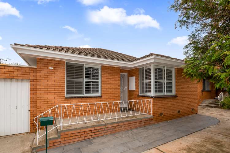 Main view of Homely unit listing, Unit 2/27 Plummer Rd, Mentone VIC 3194