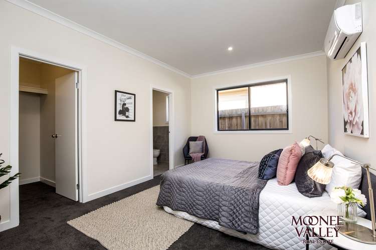 Sixth view of Homely unit listing, 1/35 Robson Avenue, Avondale Heights VIC 3034