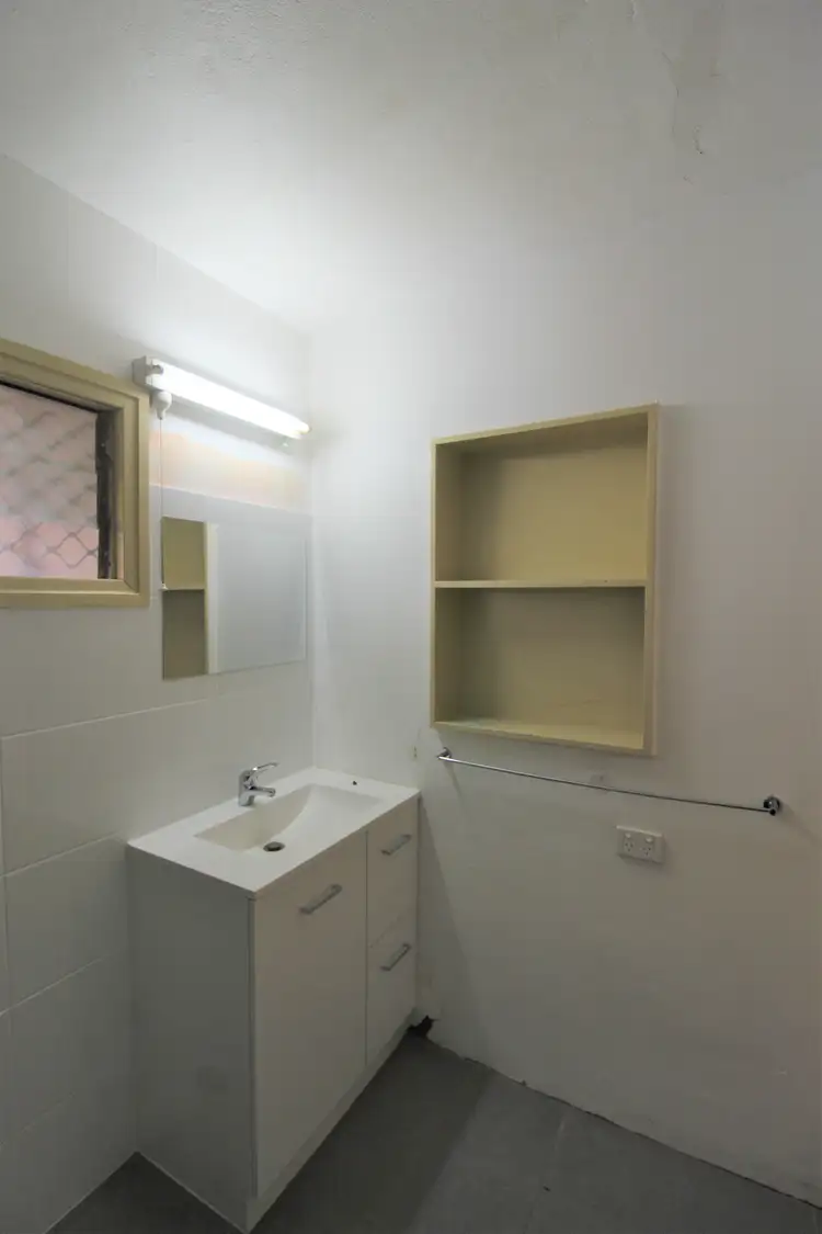 Fifth view of Homely unit listing, Unit 2/4 Ann St, Mount Isa QLD 4825