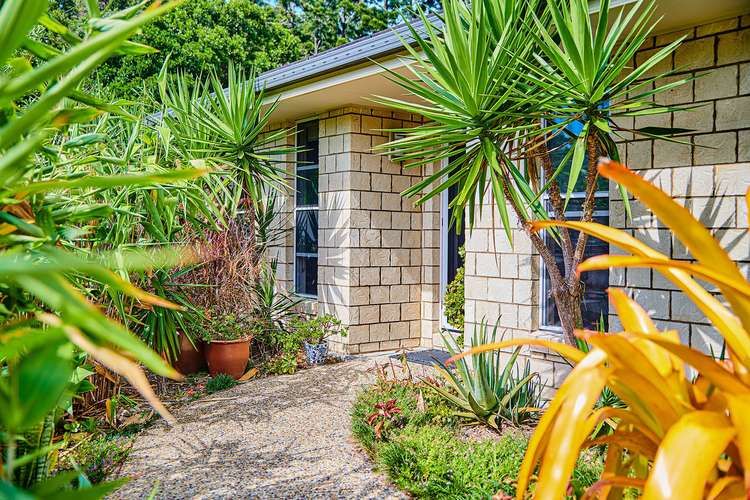 Main view of Homely house listing, 4 Gara Ct, Ocean Shores NSW 2483