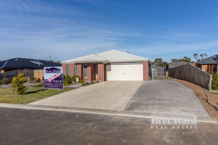 13 Maravito Tce, Eagle Point VIC 3878