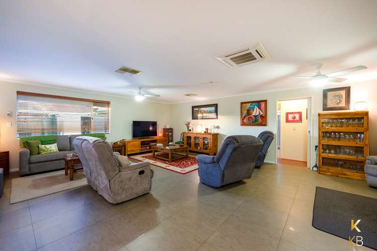 Fifth view of Homely house listing, 122 Coronata Dr, Warnbro WA 6169