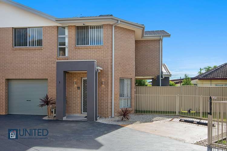 Main view of Homely townhouse listing, Townhouse 1/18 Doonside Rd, Doonside NSW 2767