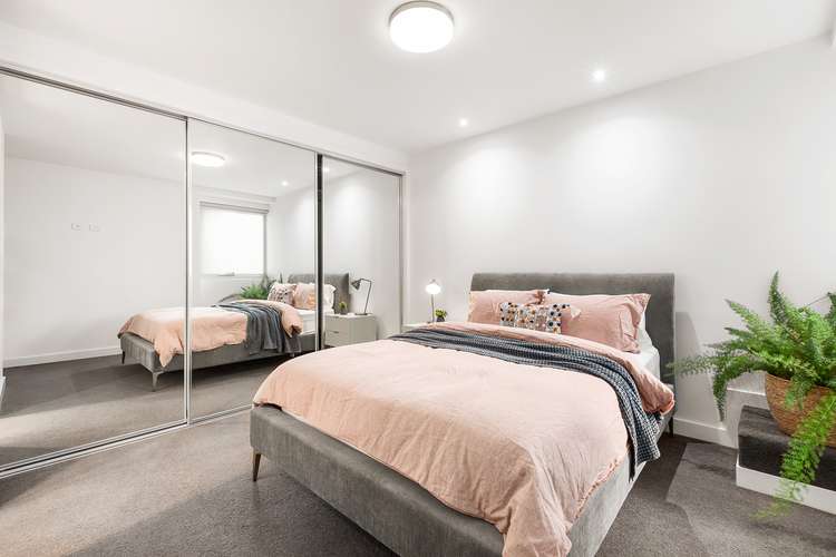 Second view of Homely apartment listing, Unit 2/464 Hawthorn Rd, Caulfield South VIC 3162