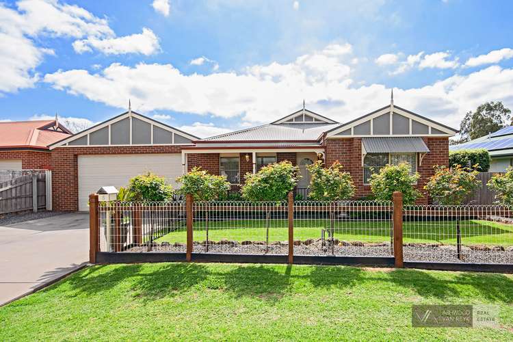 5 Alfred Pl, Eastwood VIC 3875