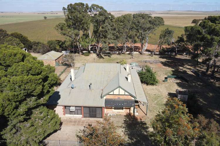 9789 Barrier Hwy, Hallett SA 5419