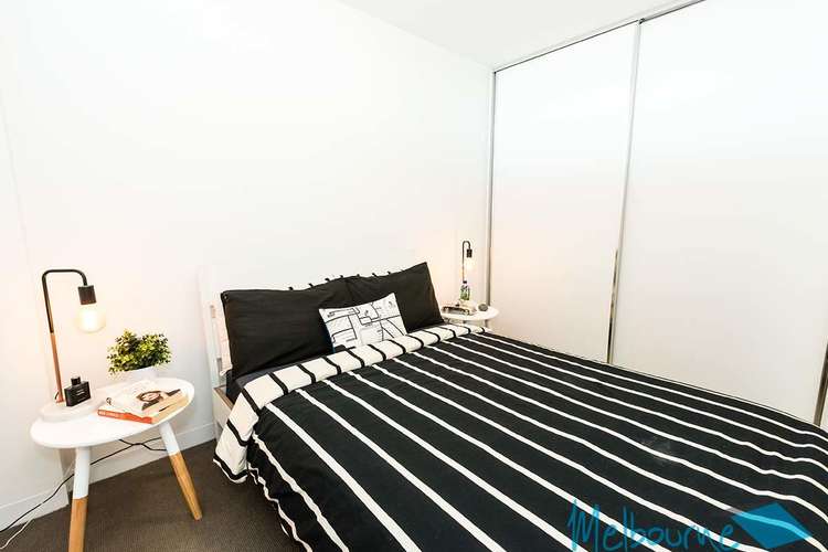 Fourth view of Homely apartment listing, 905/15 Clifton Street, Prahran VIC 3181