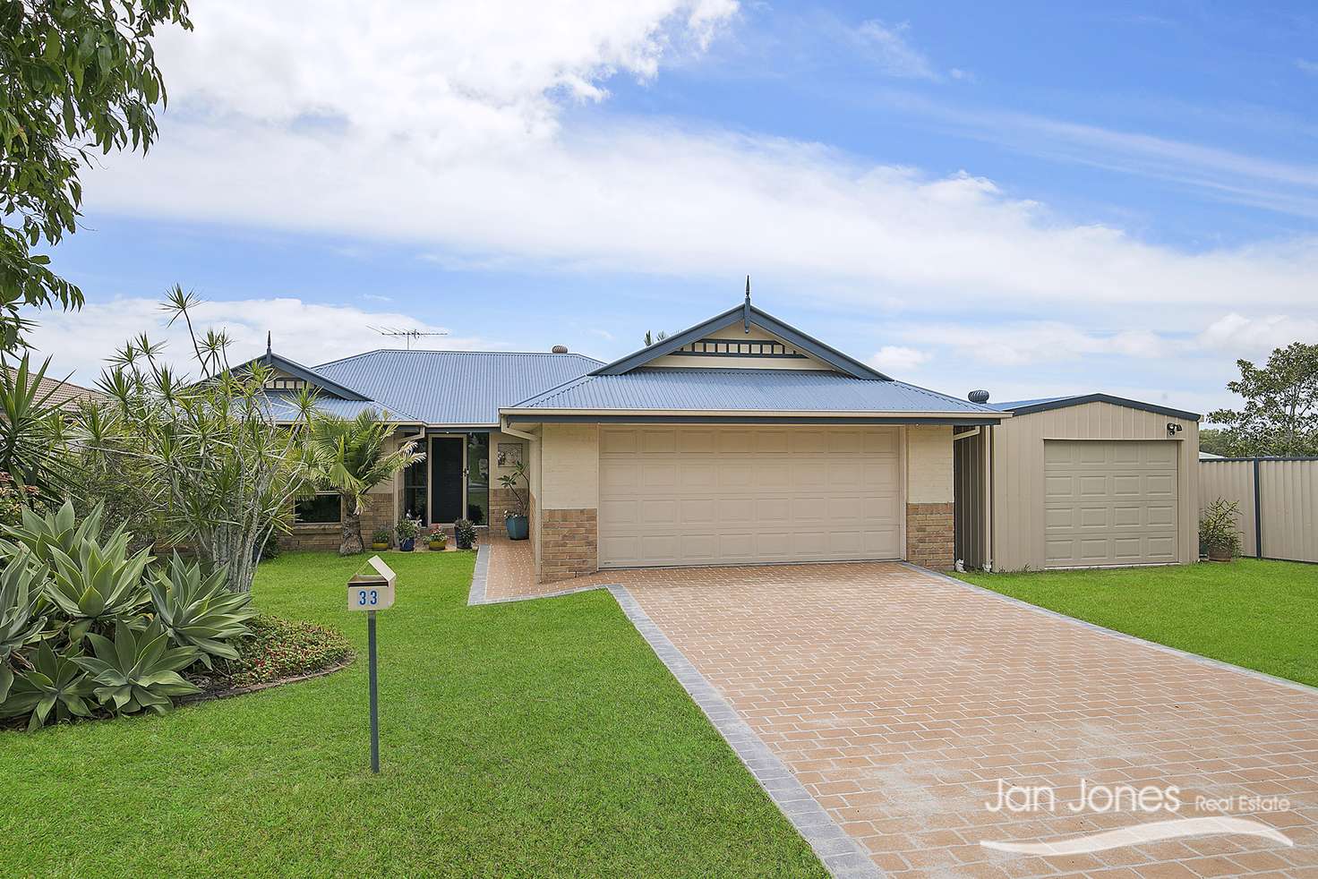 Main view of Homely house listing, 33 Barculdie Cres, Deception Bay QLD 4508