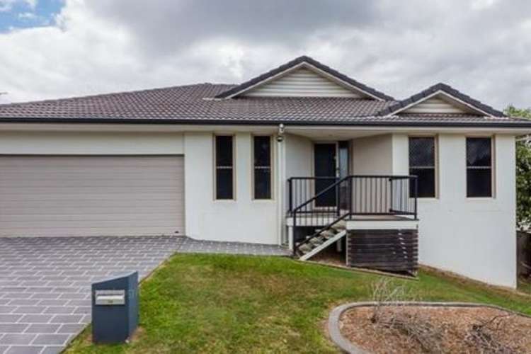 26 Creekside Dr, Springfield Lakes QLD 4300