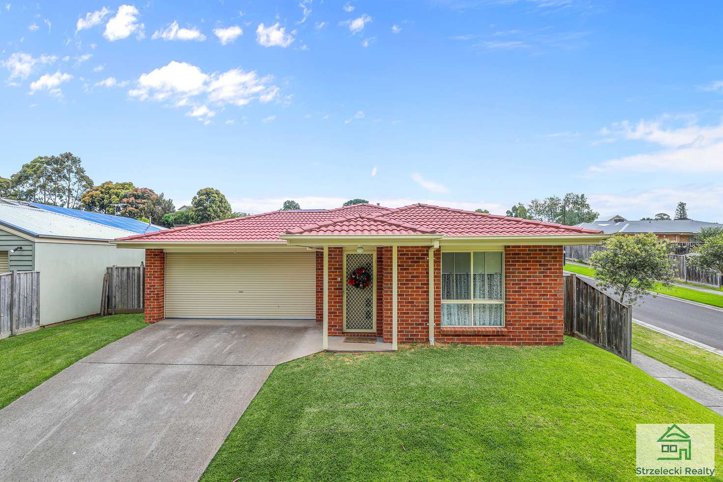 Main view of Homely house listing, 48 Montague Ave, Drouin VIC 3818