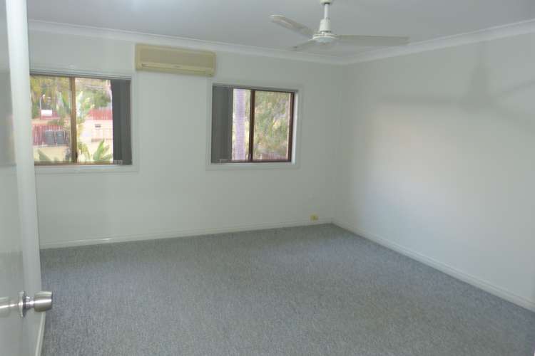 Sixth view of Homely unit listing, Unit 9/8 Nothling St, New Auckland QLD 4680