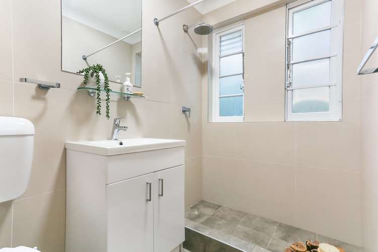 Sixth view of Homely apartment listing, Unit 1/67 Curlewis St, Bondi Beach NSW 2026