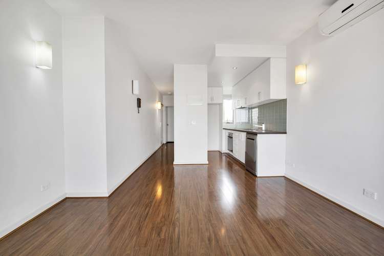 Third view of Homely apartment listing, 1/463 South Road, Bentleigh VIC 3204