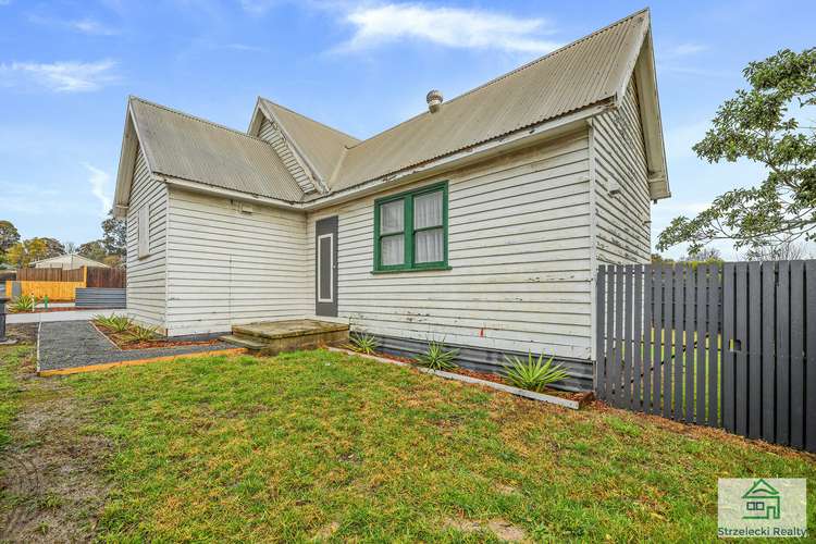 Second view of Homely house listing, 3/3 Phelans Lane, Moe VIC 3825