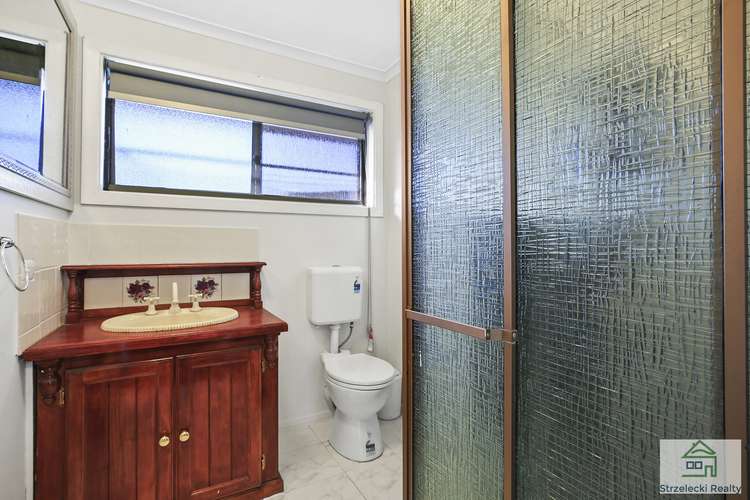 Seventh view of Homely unit listing, Unit 4/26 Saxtons Dr, Moe VIC 3825