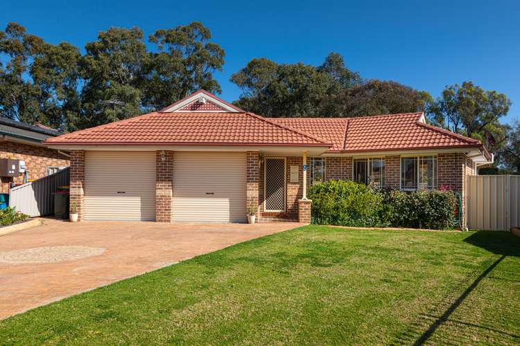 9 Michael Pl, Ingleburn NSW 2565