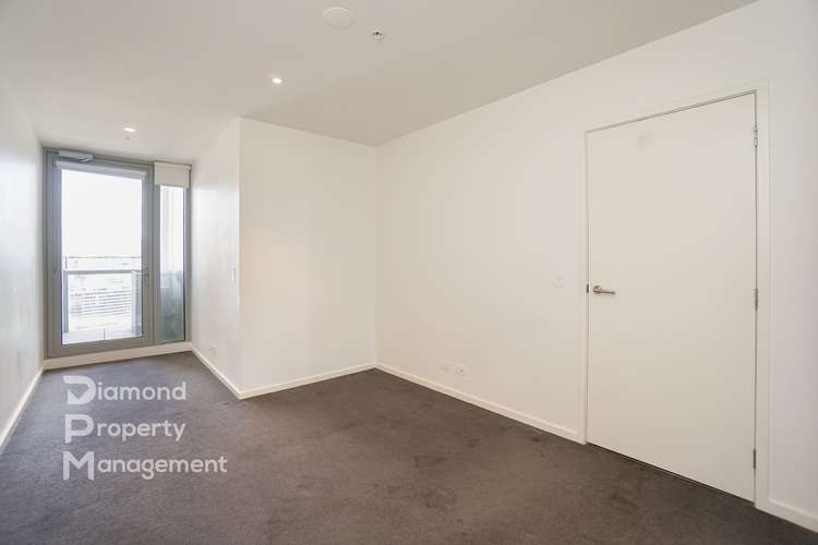 Fifth view of Homely apartment listing, 3003E/888 Collins Street, Docklands VIC 3008