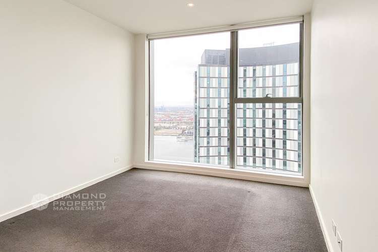 Fifth view of Homely apartment listing, 2712E/888 Collins Street, Docklands VIC 3008