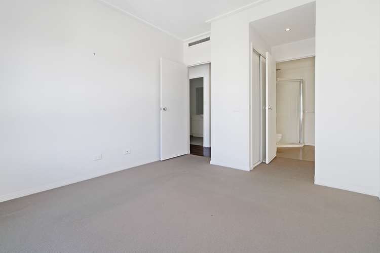 Fifth view of Homely apartment listing, 8/4 Graham St, Port Melbourne VIC 3207
