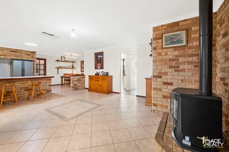 Fifth view of Homely house listing, 6 Cockatoo Cl, Singleton WA 6175