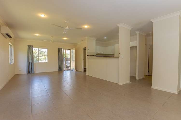 Third view of Homely semiDetached listing, 2/23 Kanthin Road, Nanum QLD 4874