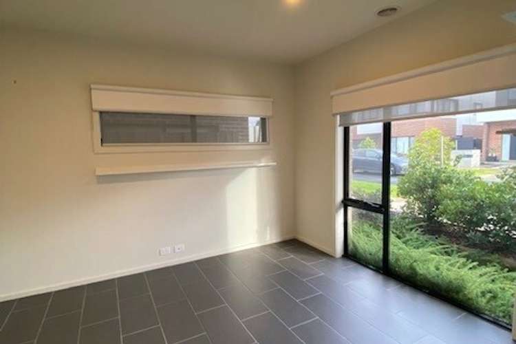 Fourth view of Homely house listing, 10 Landsby Dr, Avondale Heights VIC 3034