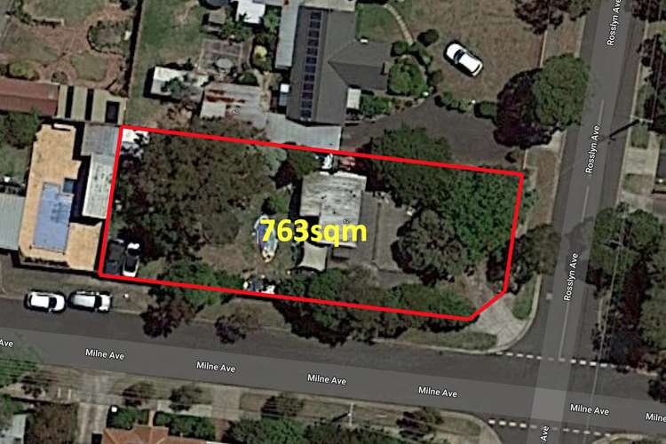 62 Rosslyn Ave, Seaford VIC 3198