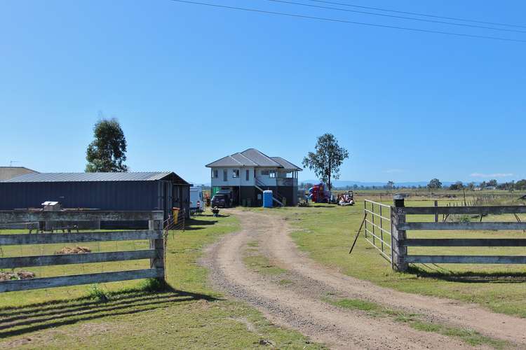 8 Old Brightview Rd, Lockrose QLD 4342