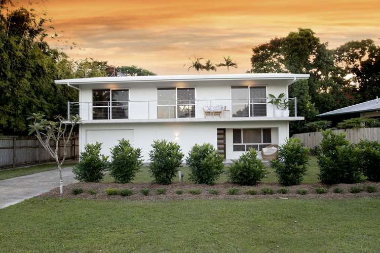 13 Holland St, Wongaling Beach QLD 4852